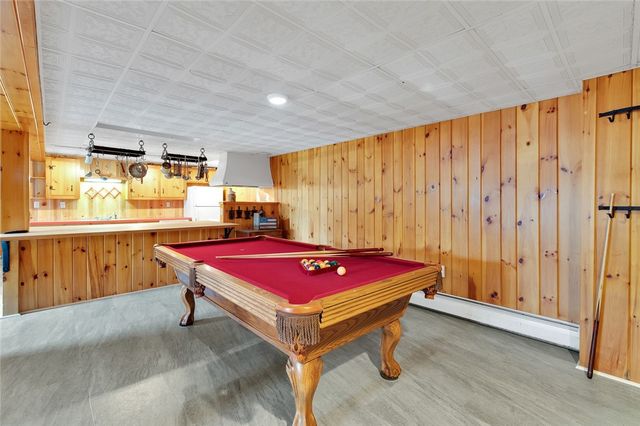 85 Treasure Road, Narragansett, RI 02882