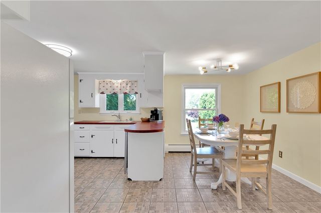 85 Treasure Road, Narragansett, RI 02882