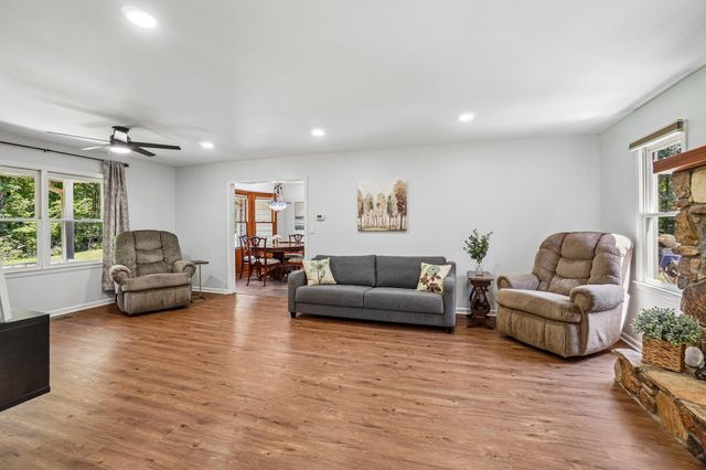 158 Mallard Drive, Columbus, NC 28722