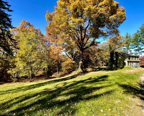 3 Crystal Springs Rd, Hardyston Twp., NJ 07419