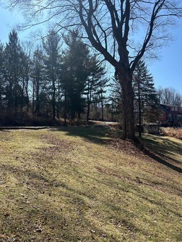 3 Crystal Springs Rd, Hardyston Twp., NJ 07419