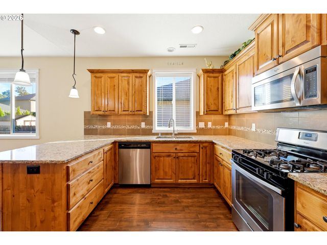 242 MISTY Ln, Woodland, WA 98674