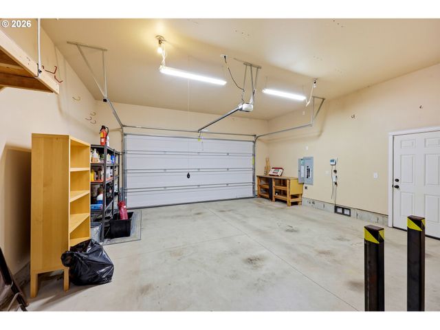 242 MISTY Ln, Woodland, WA 98674