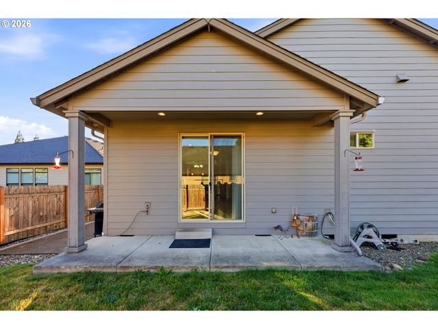 242 MISTY Ln, Woodland, WA 98674