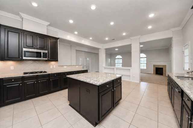 6702 Falcon Ridge, Manvel, TX 77578
