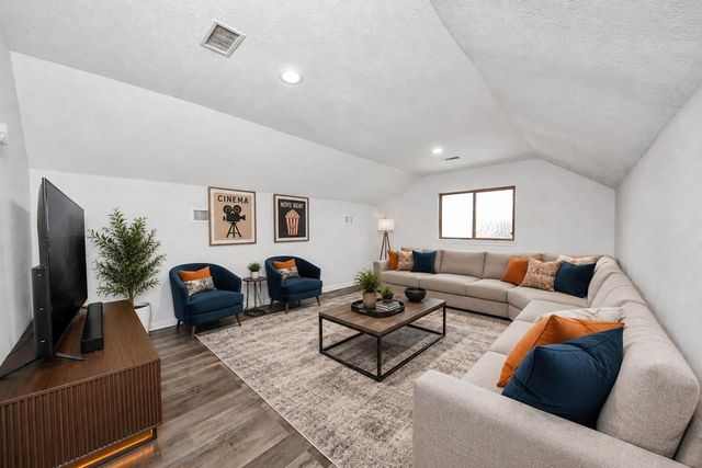 6702 Falcon Ridge, Manvel, TX 77578