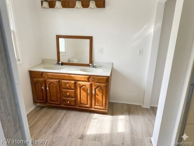 4456 Five Lakes Road, North Branch Township, MI 48461
