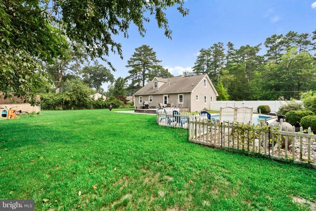 100 BITTLE AVE, Berlin, NJ 08009
