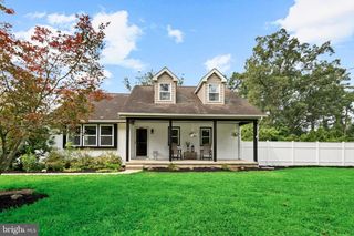 100 BITTLE AVE, Berlin, NJ 08009