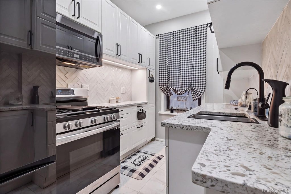 675 Walton Avenue 3M, Bronx, NY 10451 — photo 5