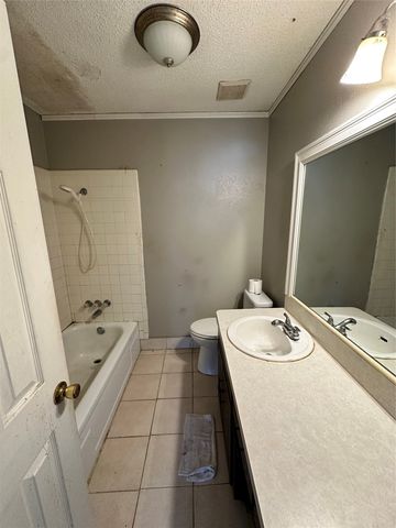 3046 Gene Lane, Haltom City, TX 76117