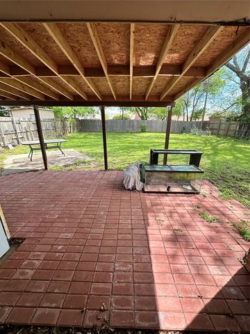 3046 Gene Lane, Haltom City, TX 76117