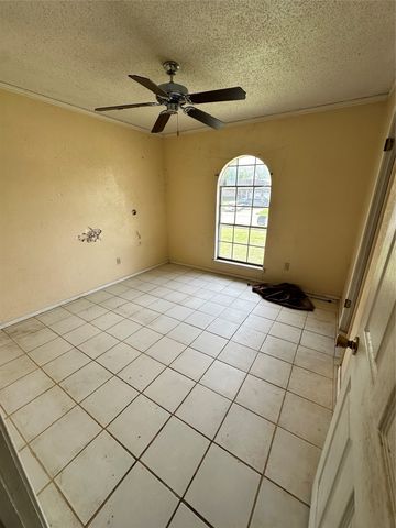 3046 Gene Lane, Haltom City, TX 76117