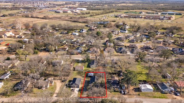515 W Emma, Bullard, TX 75757
