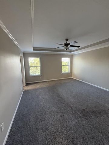 153 Fern Walk, Lawrenceville, GA 30045