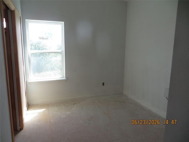 1962 Avenue A, Crystal Beach, TX 77650