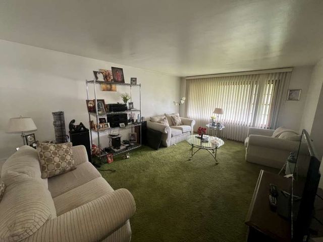 419 Luella Avenue, Calumet City, IL 60409