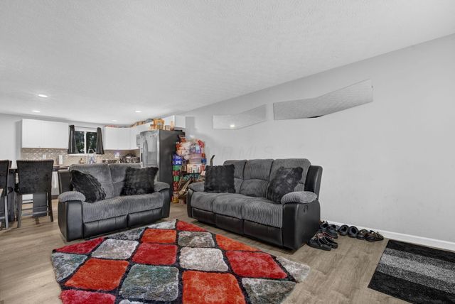2259 New Village Road, Columbus, OH 43232