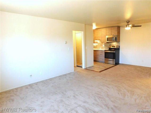 805 Plate Street 210, Rochester, MI 48307