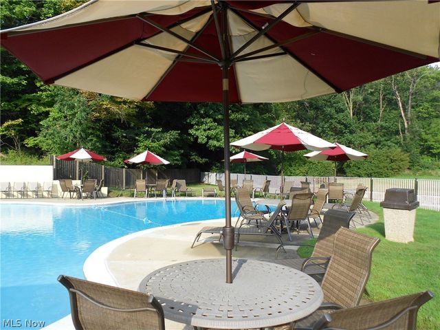 3068 Kent Road 206, Stow, OH 44224