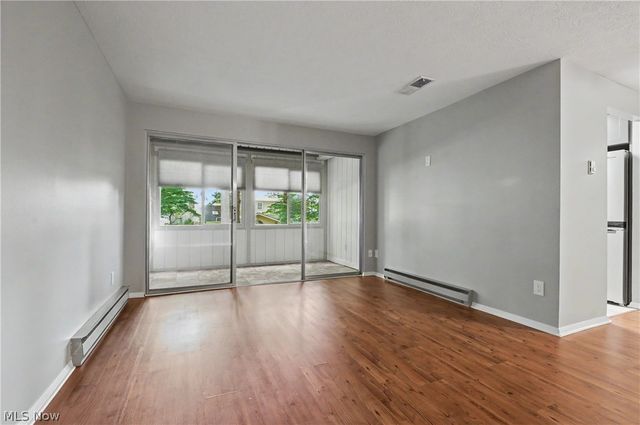 3068 Kent Road 206, Stow, OH 44224