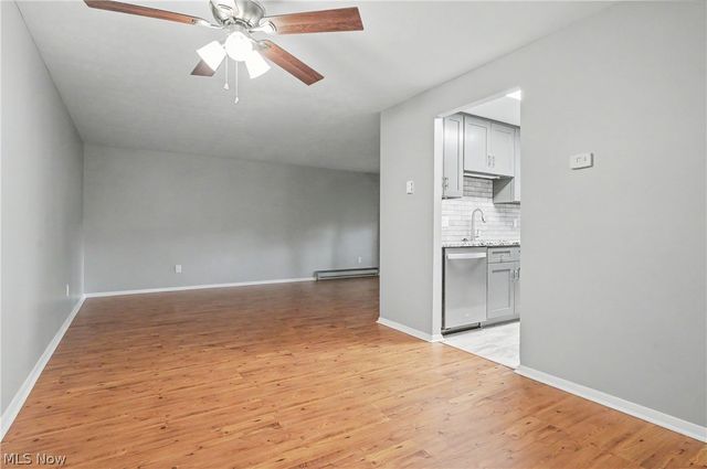 3068 Kent Road 206, Stow, OH 44224
