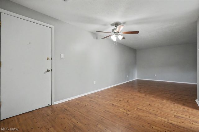 3068 Kent Road 206, Stow, OH 44224