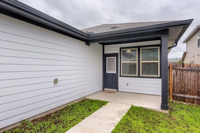 1907 Pecan Island DR, Leander, TX 78641