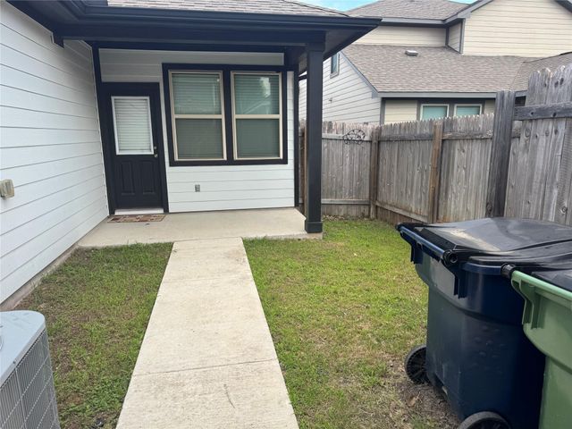 1907 Pecan Island DR, Leander, TX 78641