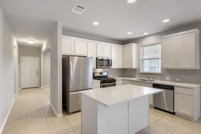 1907 Pecan Island DR, Leander, TX 78641