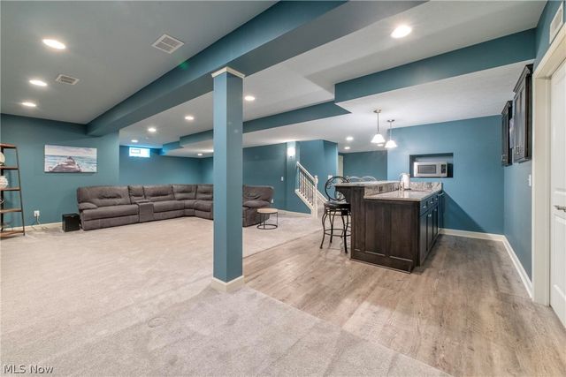 6315 Williams Drive, Broadview Heights, OH 44147