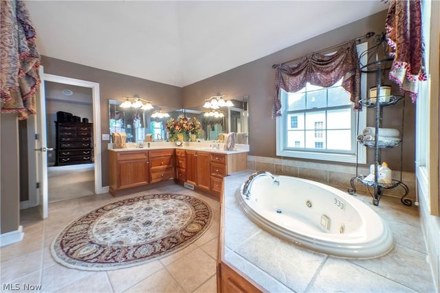 6315 Williams Drive, Broadview Heights, OH 44147