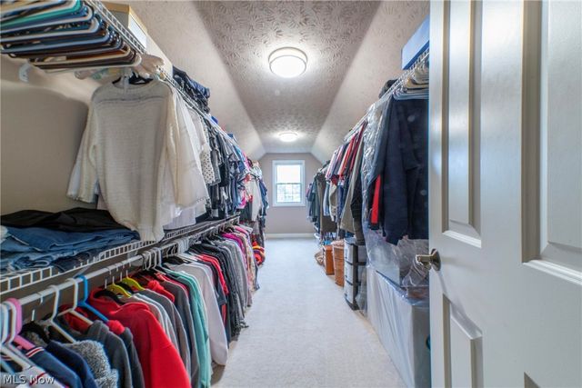 6315 Williams Drive, Broadview Heights, OH 44147