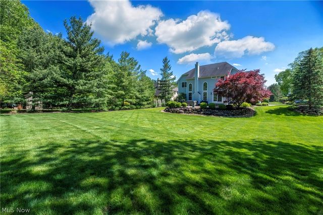 6315 Williams Drive, Broadview Heights, OH 44147