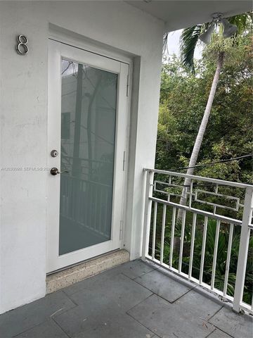 415 76th St 8, Miami Beach, FL 33141