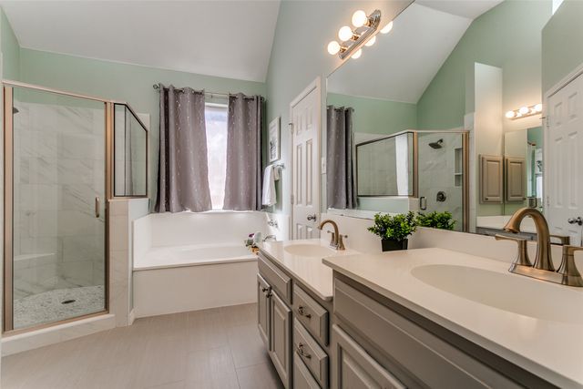 1922 Hidden Trail Drive, Lewisville, TX 75067