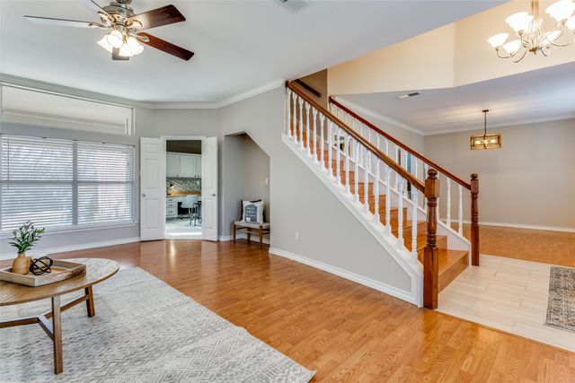 1922 Hidden Trail Drive, Lewisville, TX 75067