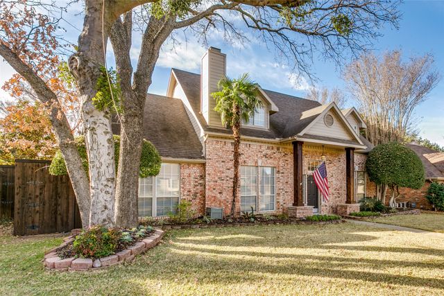 1922 Hidden Trail Drive, Lewisville, TX 75067