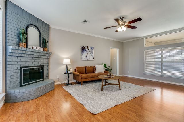 1922 Hidden Trail Drive, Lewisville, TX 75067