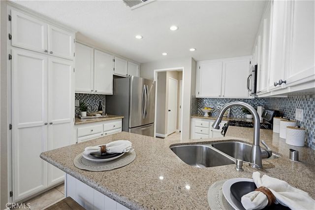 22166 Summit Hill Drive 1, Lake Forest, CA 92630