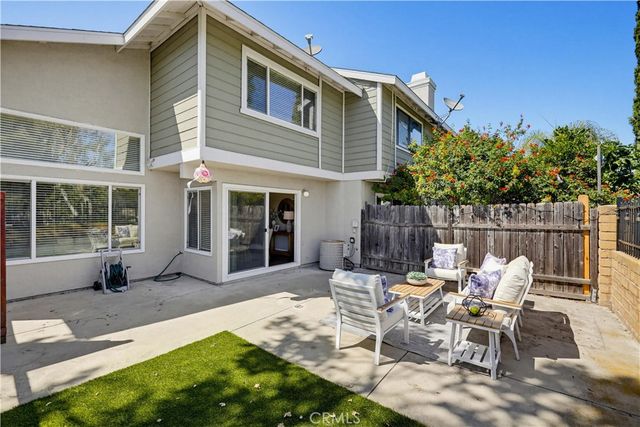 22166 Summit Hill Drive 1, Lake Forest, CA 92630