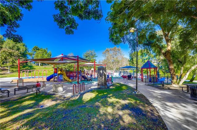 22166 Summit Hill Drive 1, Lake Forest, CA 92630
