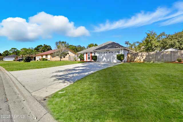 14049 BROKEN BOW Drive N, Jacksonville, FL 32225