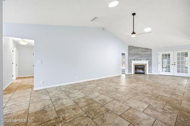 14049 BROKEN BOW Drive N, Jacksonville, FL 32225