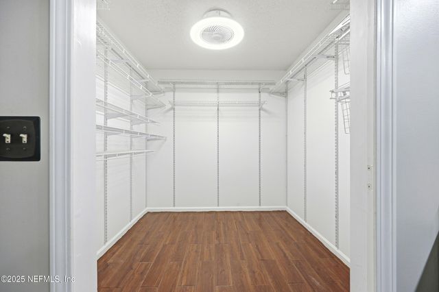 14049 BROKEN BOW Drive N, Jacksonville, FL 32225