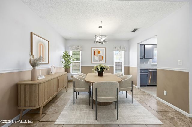 14049 BROKEN BOW Drive N, Jacksonville, FL 32225