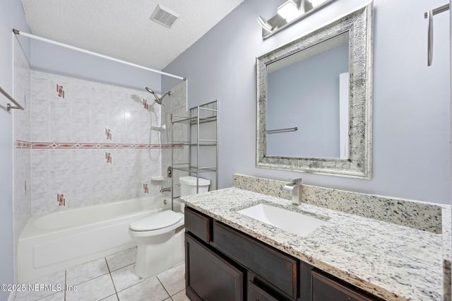 14049 BROKEN BOW Drive N, Jacksonville, FL 32225