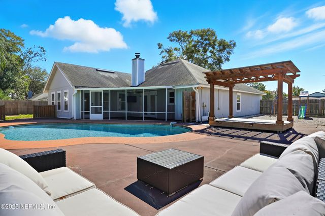 14049 BROKEN BOW Drive N, Jacksonville, FL 32225