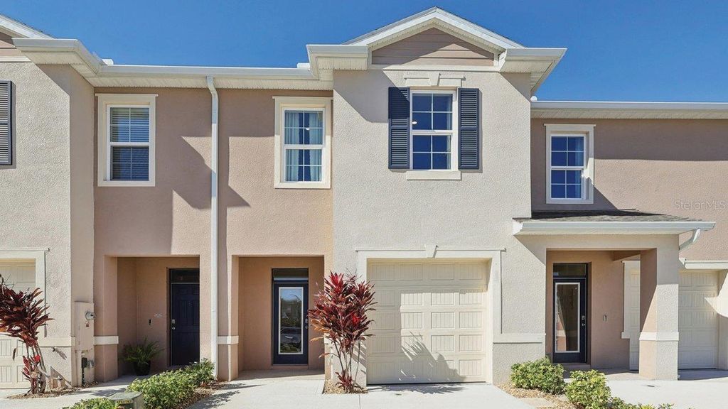 2521 OLYMPIC COURT, Davenport, FL 33837