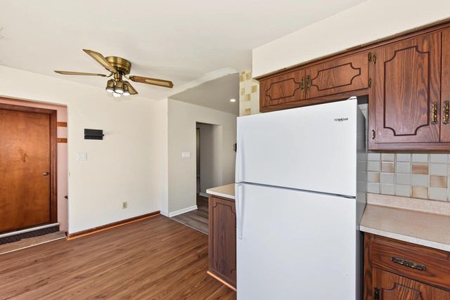 N89W15240 Jefferson AVENUE, Menomonee Falls, WI 53051